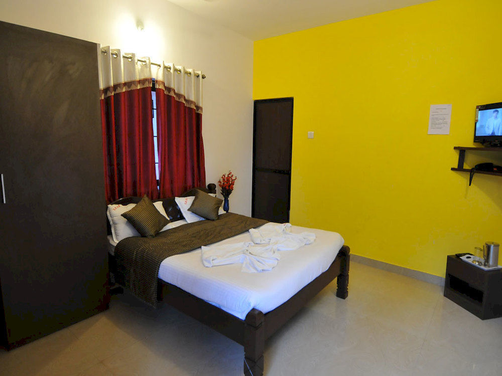 Sunrise Beach Resort Calangute Exterior photo