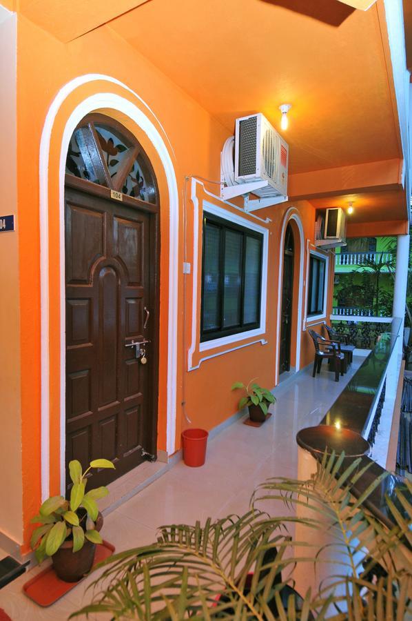 Sunrise Beach Resort Calangute Exterior photo